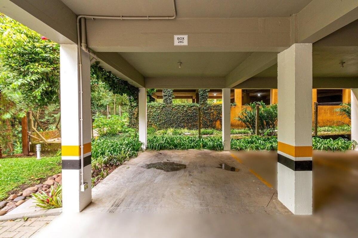 Rosa Edificio Parque Da Vinicola Apartment Gramado Exterior photo